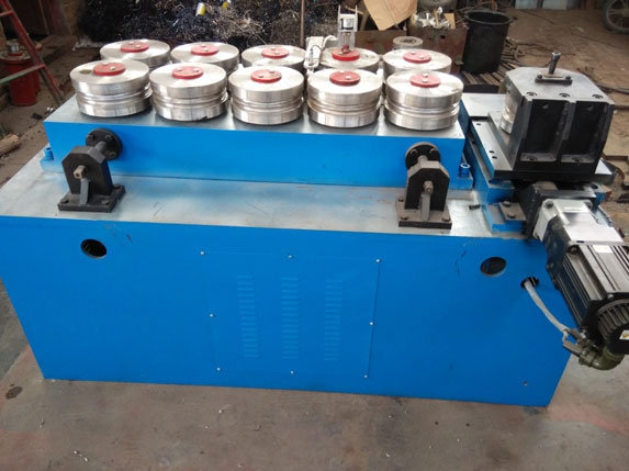 數控大棚管折彎機圖片